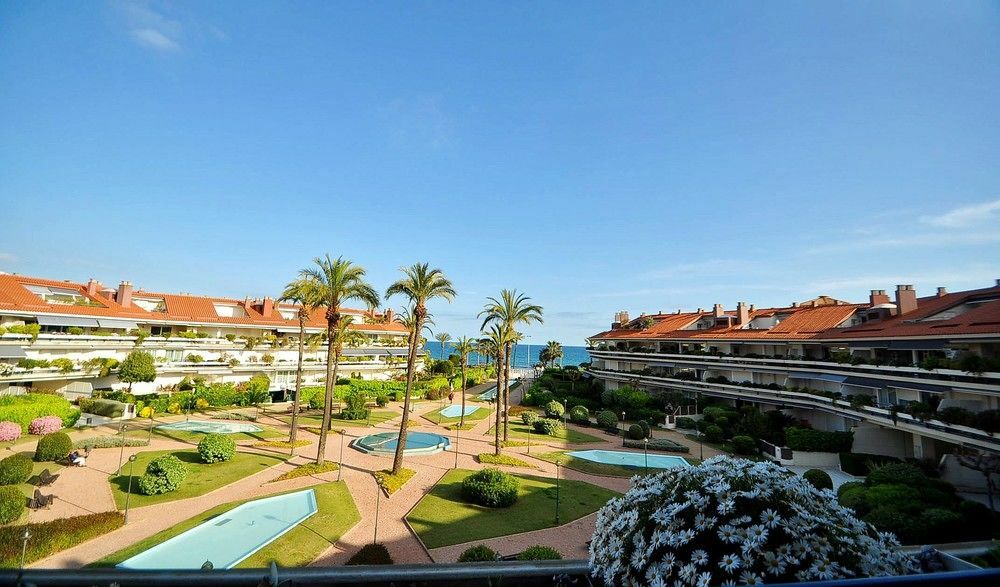 Apartament Duplex Park De Mar Sitges Zewnętrze zdjęcie